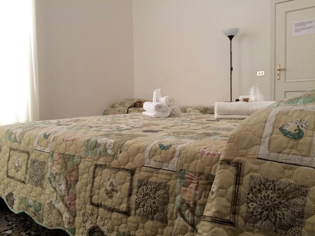 B&B Zia Iaia Siderno Exteriör bild
