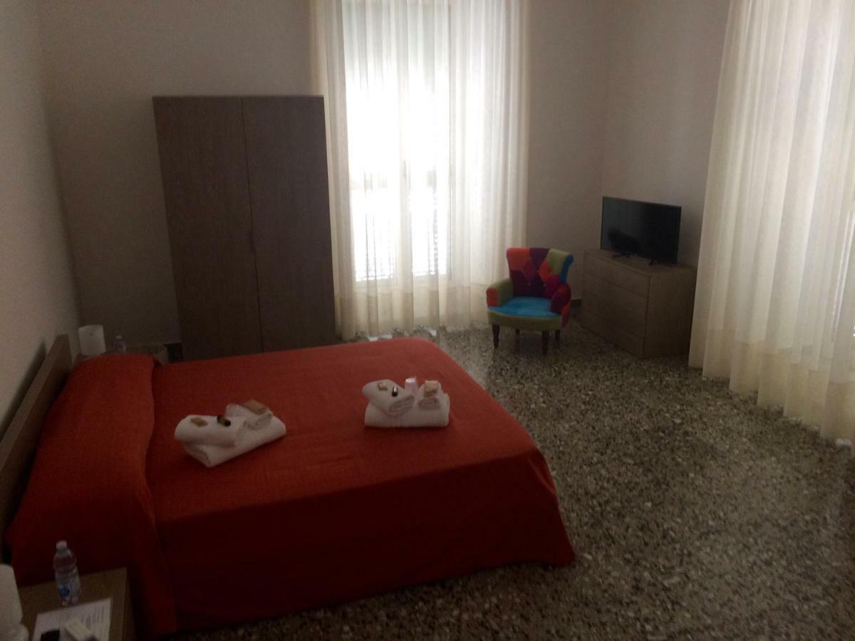 B&B Zia Iaia Siderno Exteriör bild